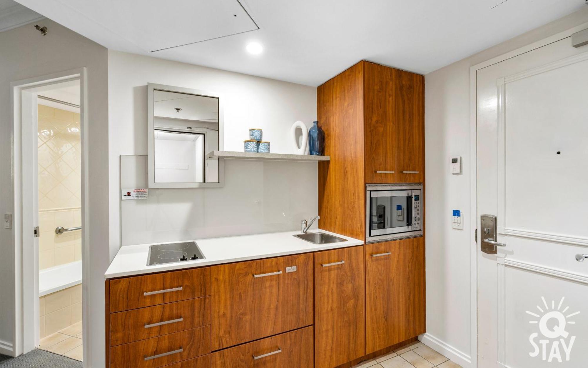 Legends Apartments - Qstay Gold Coast Dış mekan fotoğraf