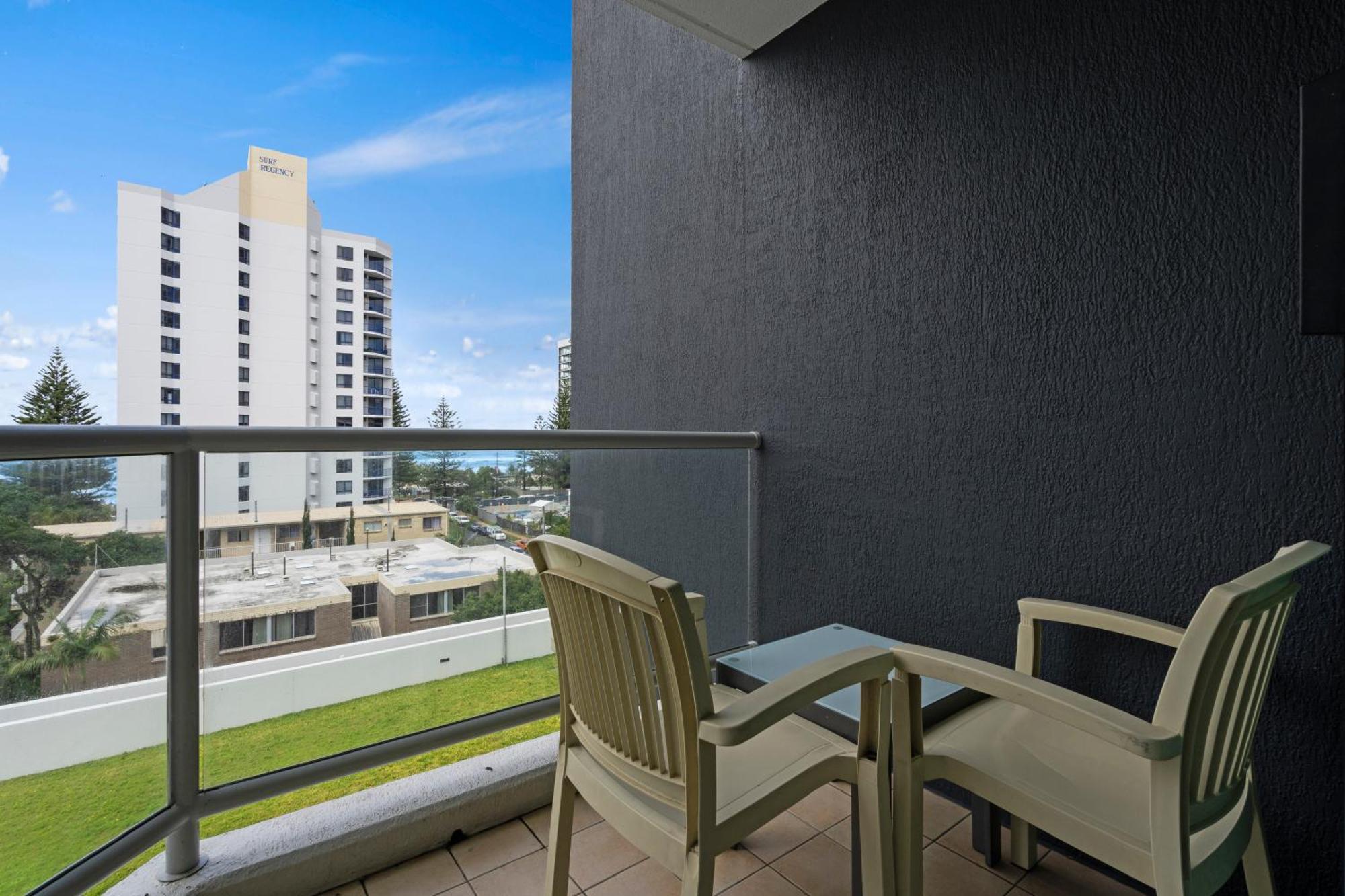 Legends Apartments - Qstay Gold Coast Dış mekan fotoğraf