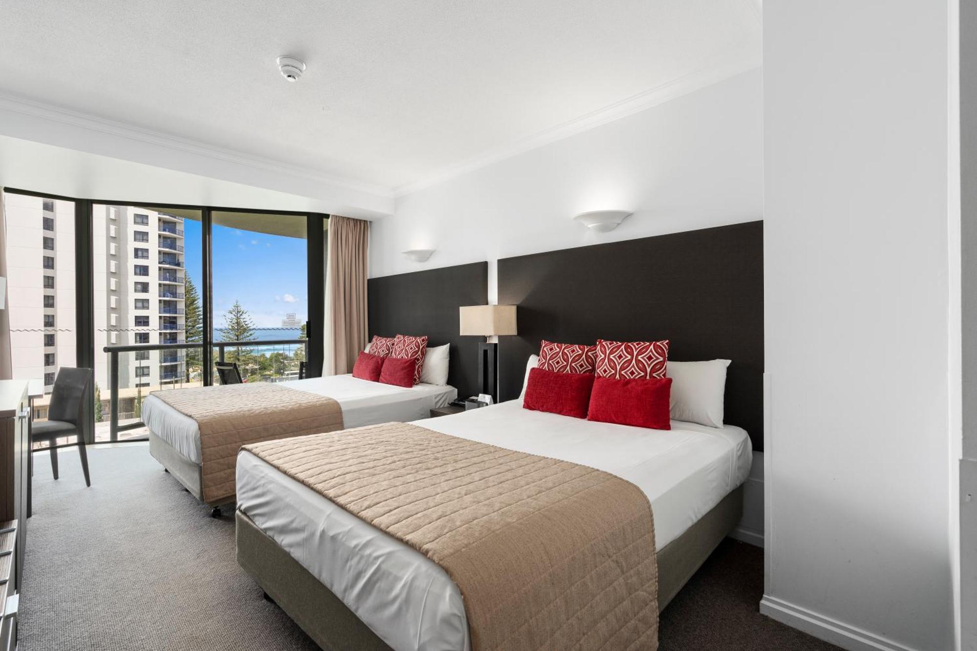 Legends Apartments - Qstay Gold Coast Dış mekan fotoğraf
