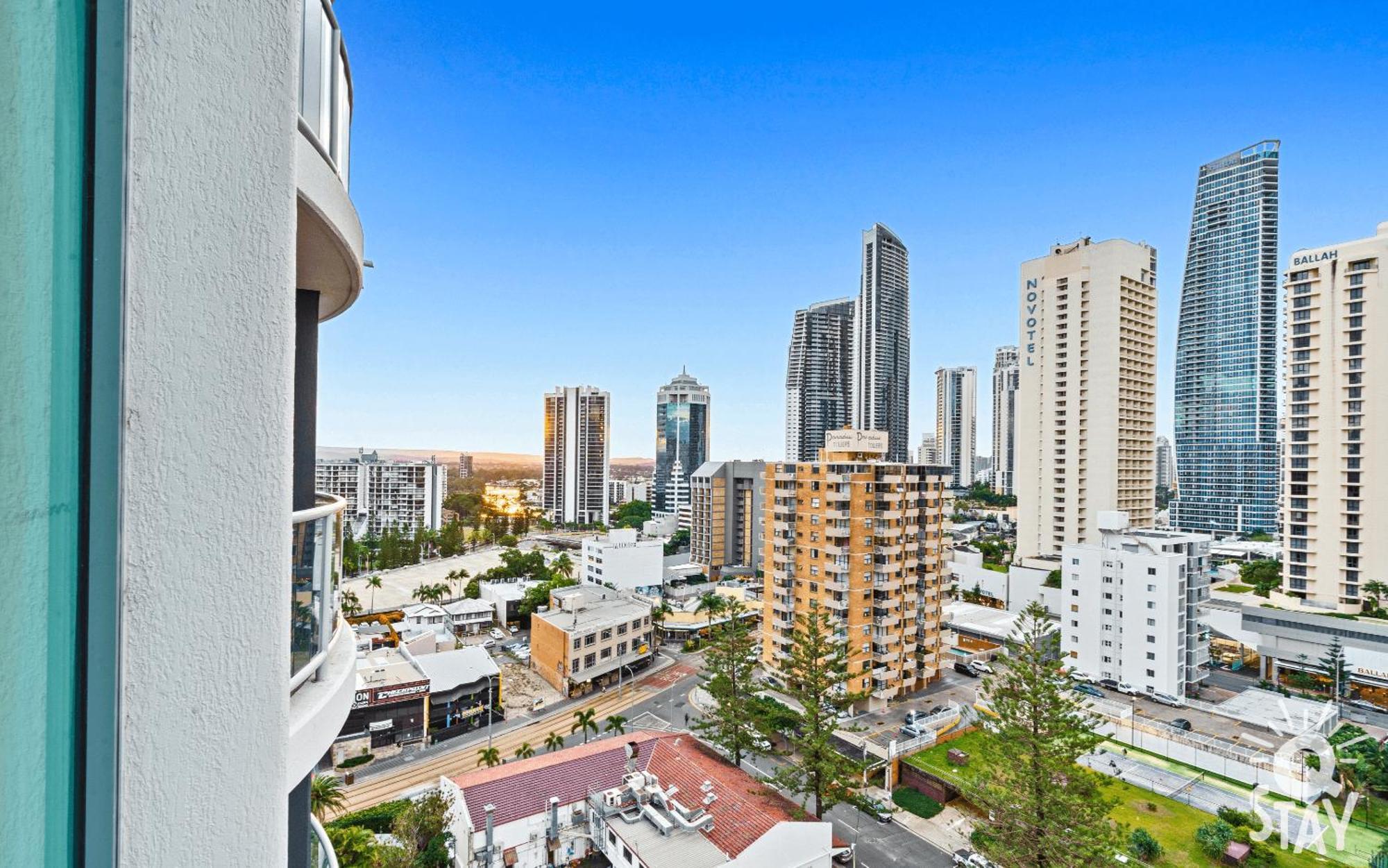 Legends Apartments - Qstay Gold Coast Dış mekan fotoğraf