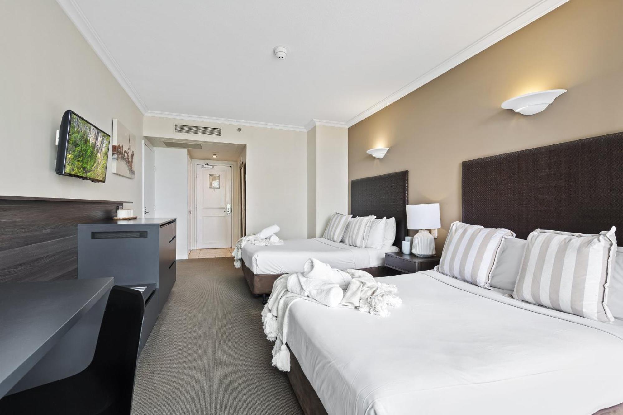 Legends Apartments - Qstay Gold Coast Dış mekan fotoğraf